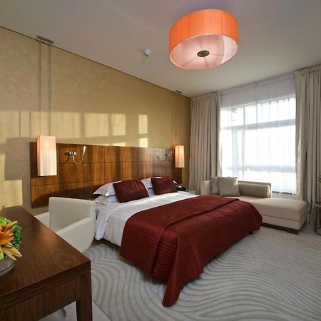 프레이저 스위트 도하 아파트 호텔 외부 사진 A bedroom