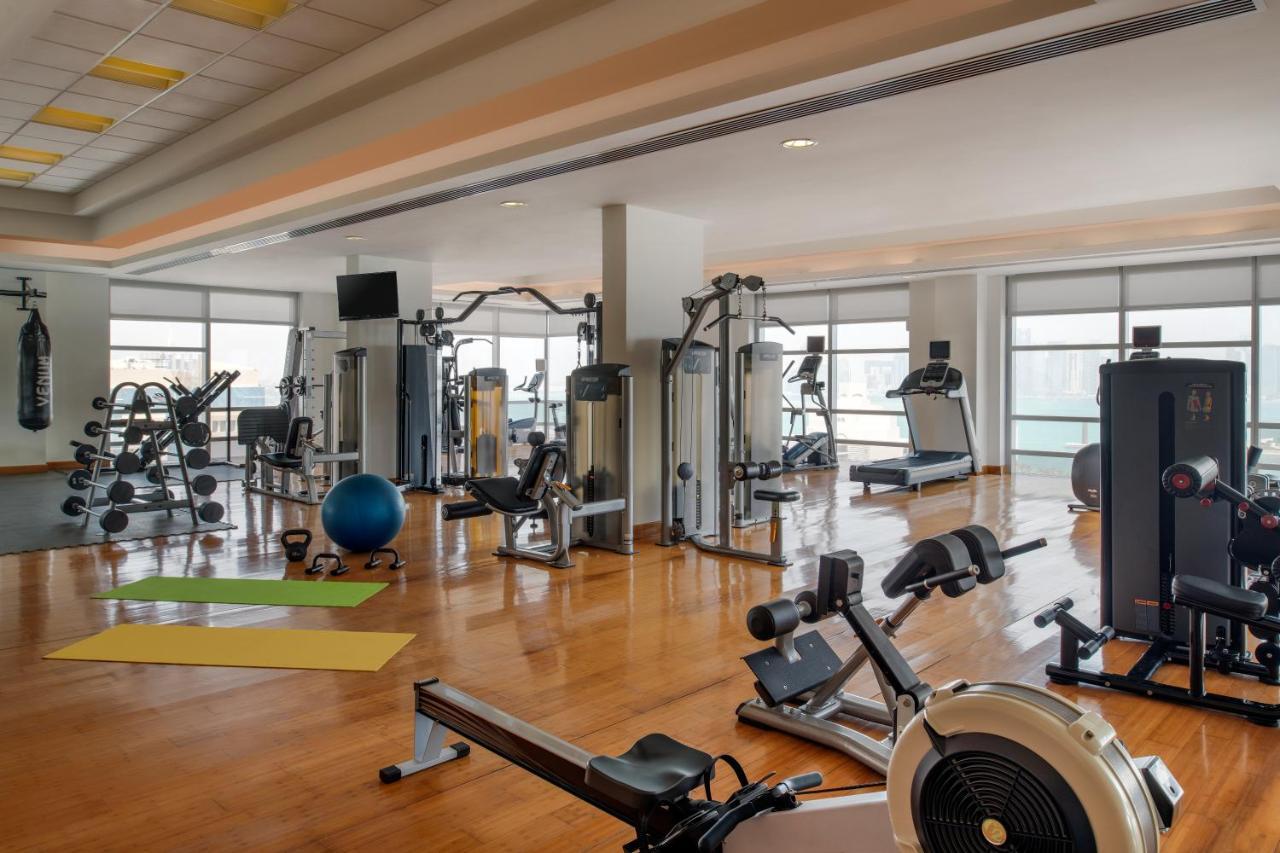 프레이저 스위트 도하 아파트 호텔 외부 사진 A gym at a hotel