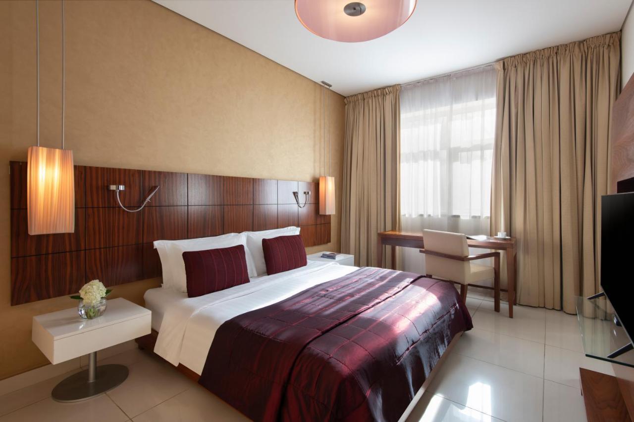 프레이저 스위트 도하 아파트 호텔 외부 사진 A room at the hotel
